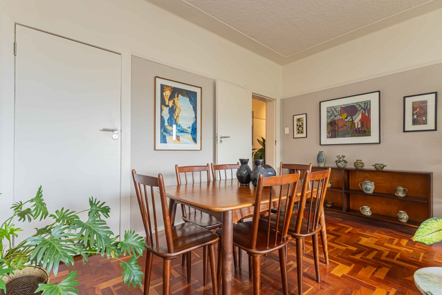 2 Bedroom Property for Sale in Sea Point Western Cape